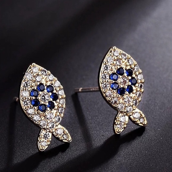 High/Low Nautical Earrings - Picture 13 of 15